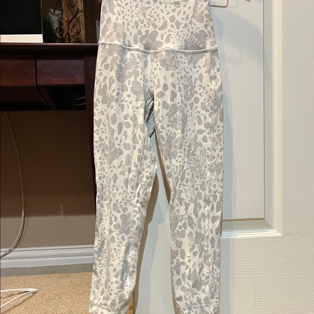 Lululemon Align Gray Leopard Print Leggings